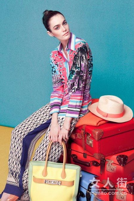 Vogue旅行:优雅穿搭搭法